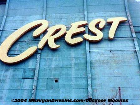 Crest Drive-In Theatre - Crest Screen 1990 Courtesy Darryl Burgess-Outdoor Moovies